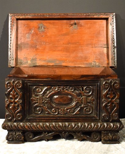 Small carved chest, Italian Renaissance